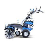 Hyundai HYSW1000 100cm Self Propelled Petrol Yard Sweeper / Powerbrush