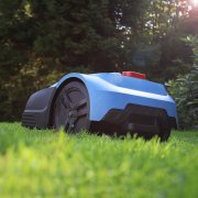 Hyundai HYRM1000 50W 18cm Robotic Lawn Mower