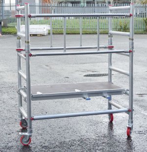 Lytemate Aluminium Mobile Work Platform &ndash; 1300mm x 800mm
