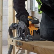 JCB Pro 18V Circular Saw 185mm, 60mm Cut Depth, Aluminium Base, Incl. 2 Blades (Bare Tool)