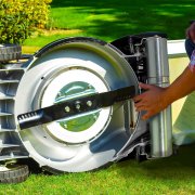 Cobra RM48SPH 48cm 19" Honda Petrol Engine Powered Rear Roller Lawnmower